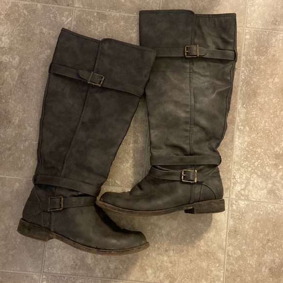 Shoes - Wide Calf Boots Size 10 Grey